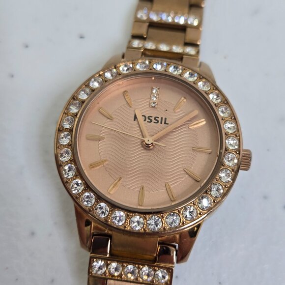 Fossil Women's Jesse Rose Gold-Tone Stainless Steel Bracelet Watch 34mm ES3020 - Picture 2 of 15